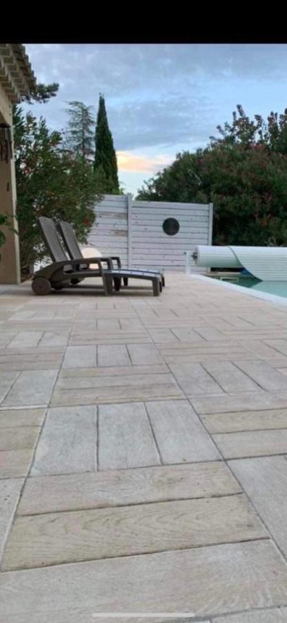 … Et La Fourmi Villa Saumane-de-Vaucluse Luaran gambar
