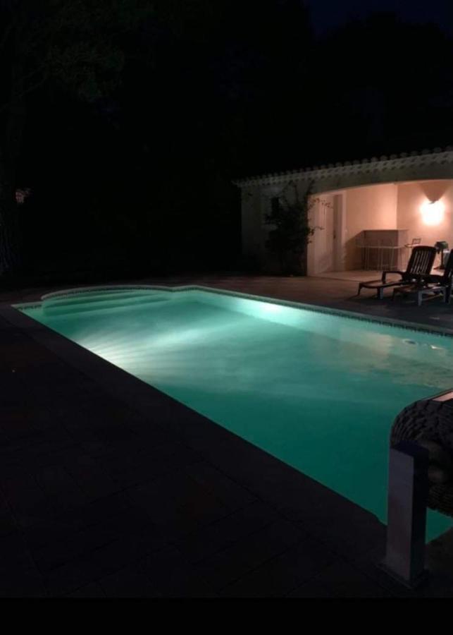 … Et La Fourmi Villa Saumane-de-Vaucluse Luaran gambar